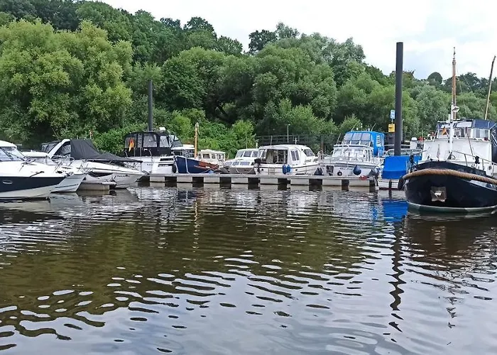 Kappoleni - Ein Boot Fuer Dich Botel *